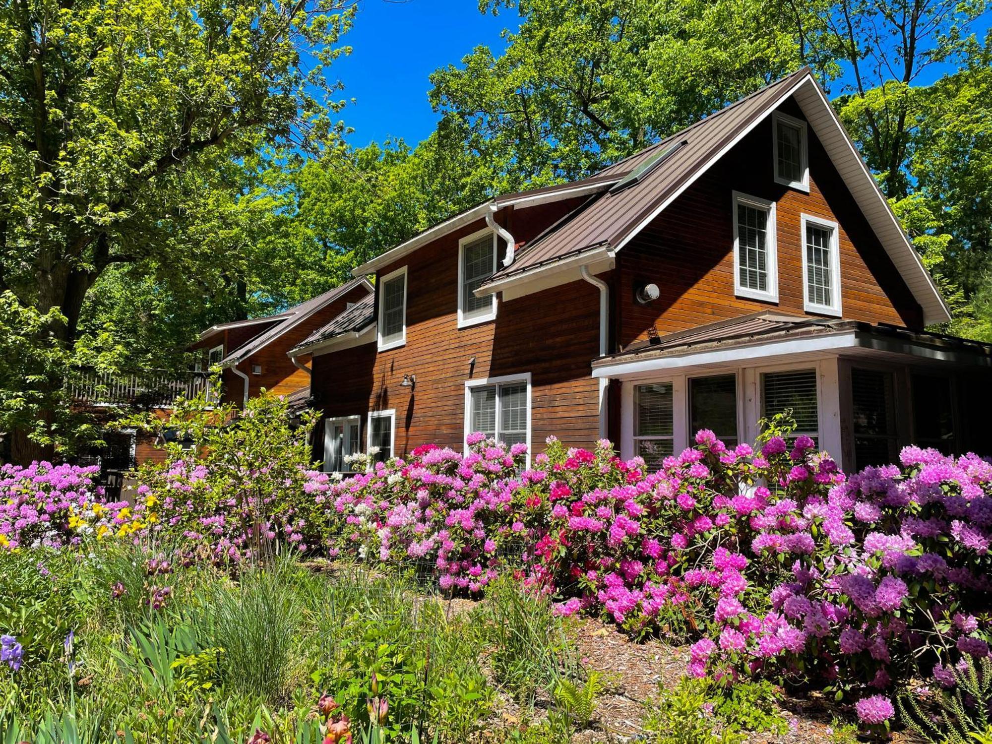 Goldberry Woods- A Modern Farm Resort Union Pier Εξωτερικό φωτογραφία